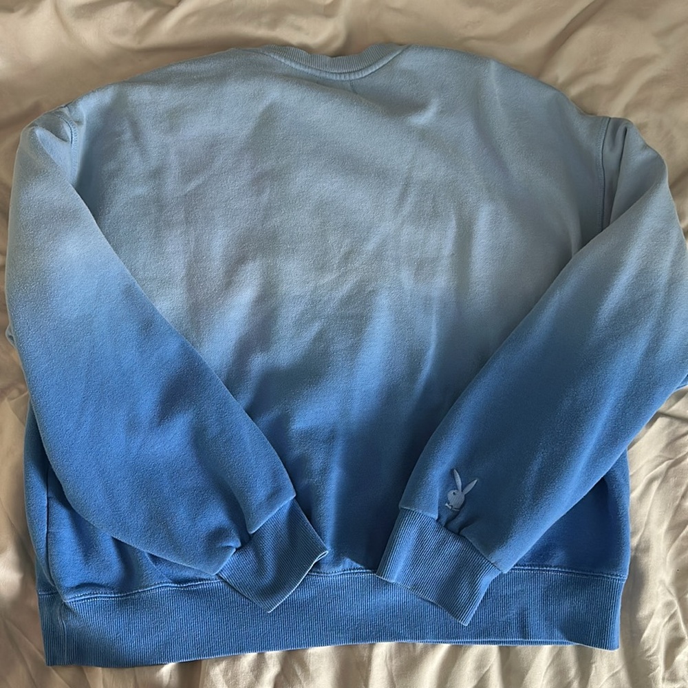 PLAYBOY PULLOVER 🥶💙 - Picture 3 of 3